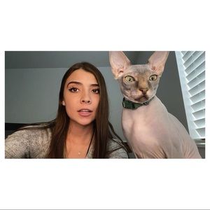 Meet your Posher, Abby